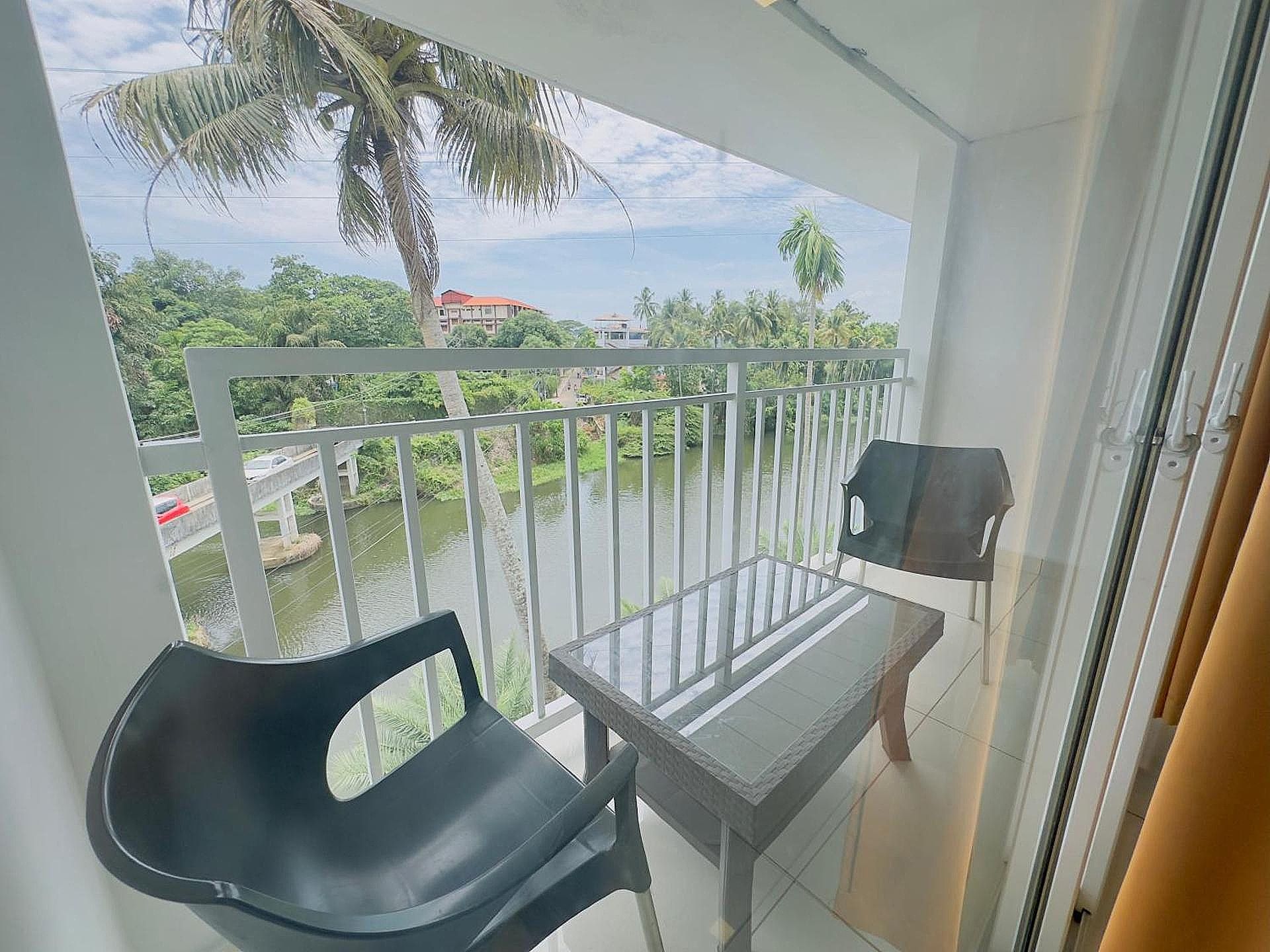 HOTEL LET'S STAY Deluxe AC ROOM with balcony 8