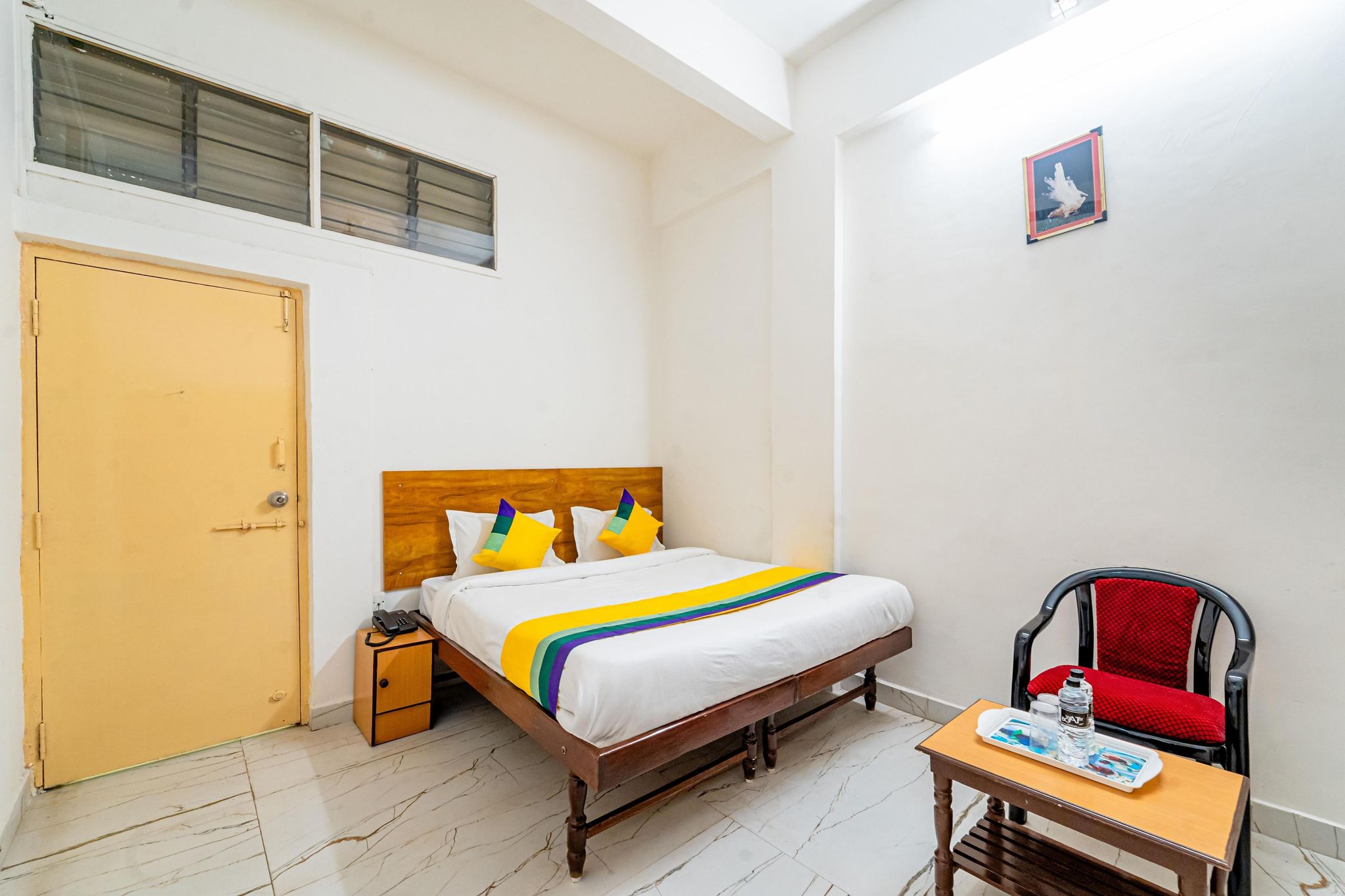 Itsy Hotels Mansi Standard Double Room 6