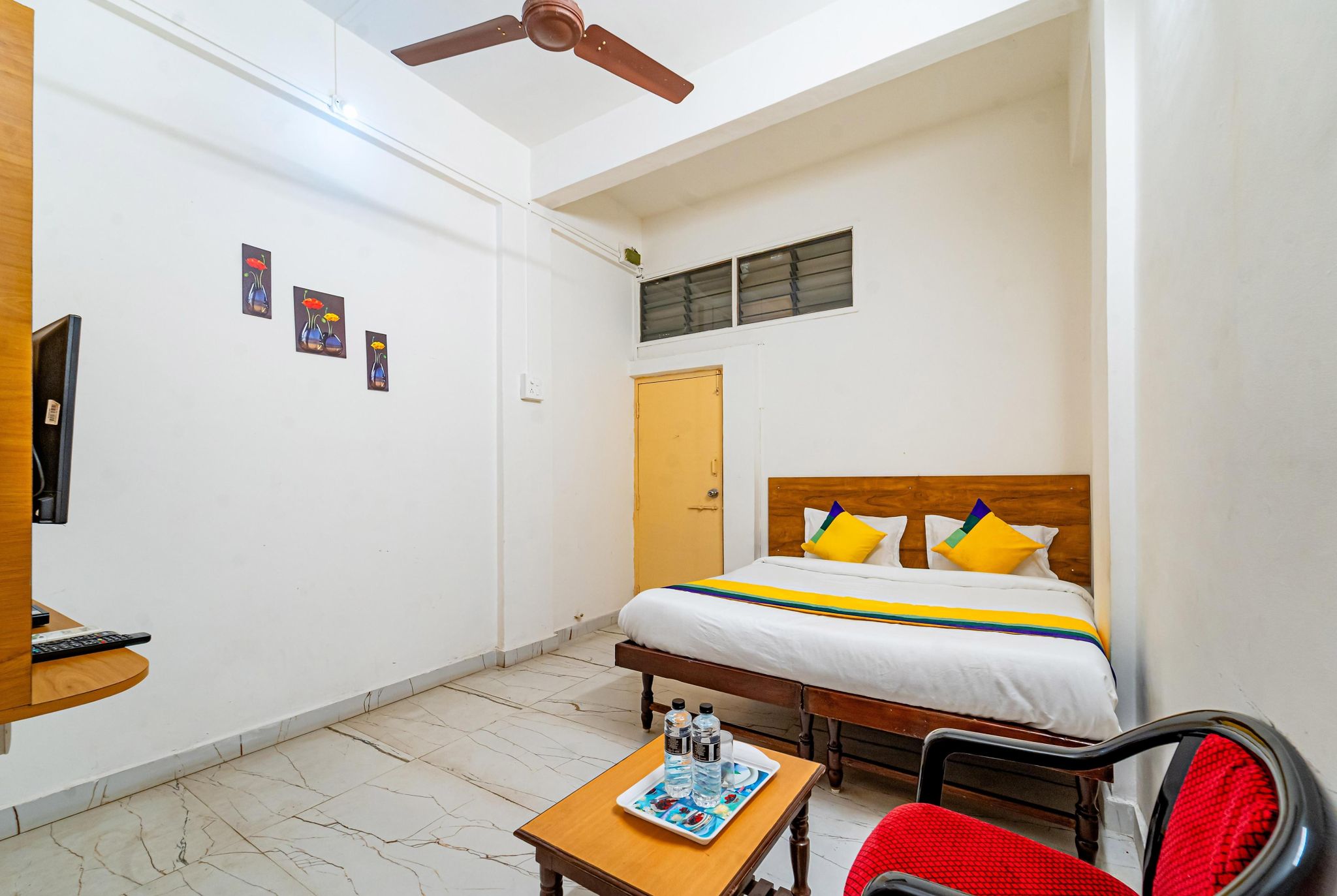 Itsy Hotels Mansi Standard Double Room 5