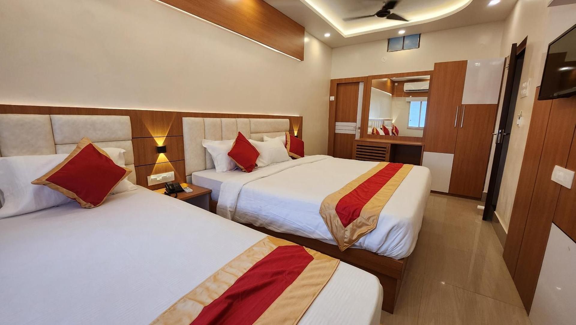 Hotel Priyadarsini Deluxe Double