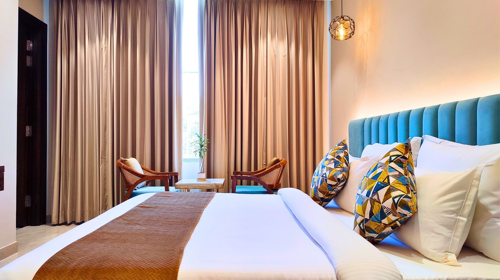 MGR Hotel Moradabad Deluxe Room