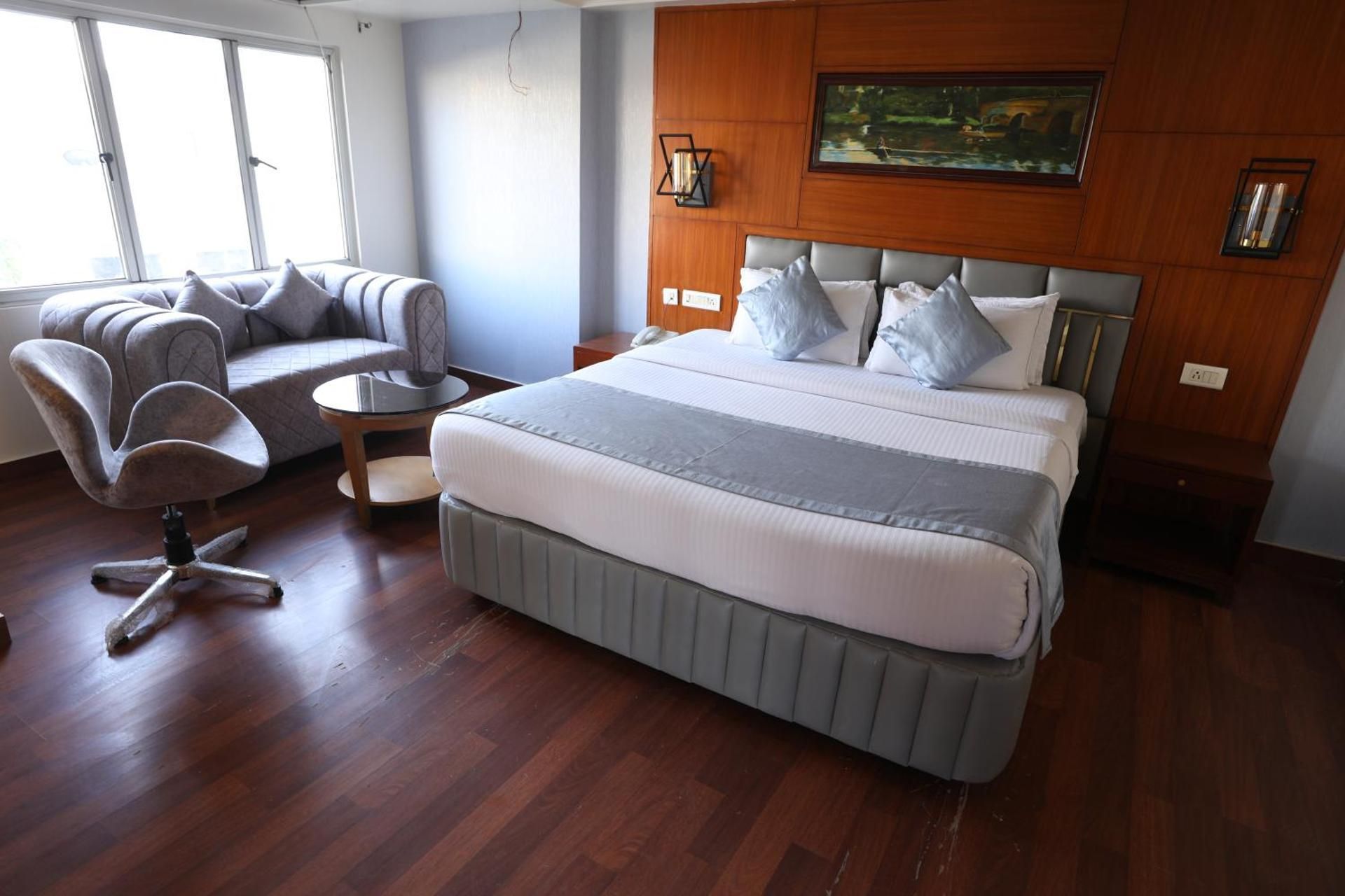 Junior Suite Room