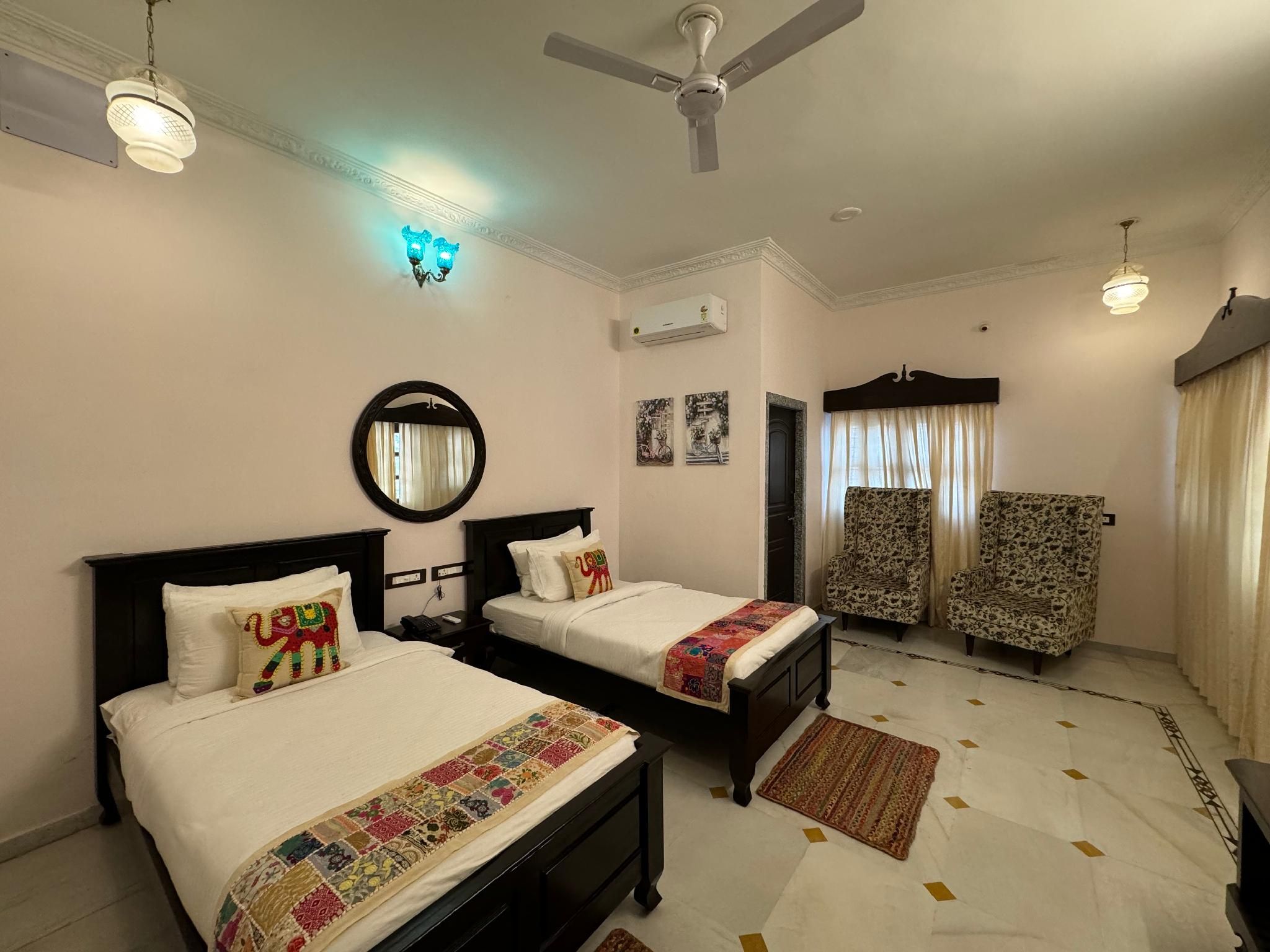 Amaatra Resorts Superior Twin Room 4