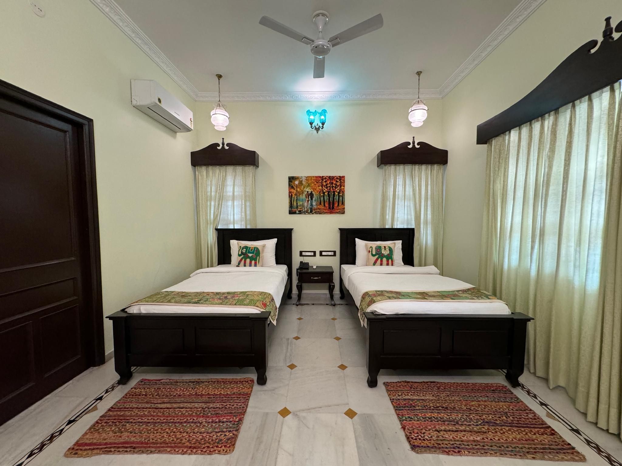 Amaatra Resorts Superior Twin Room 3