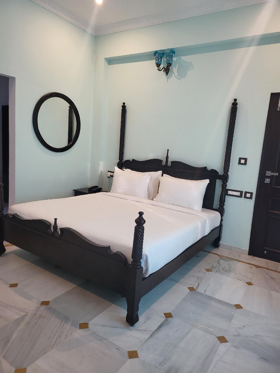 King Room with Balcony