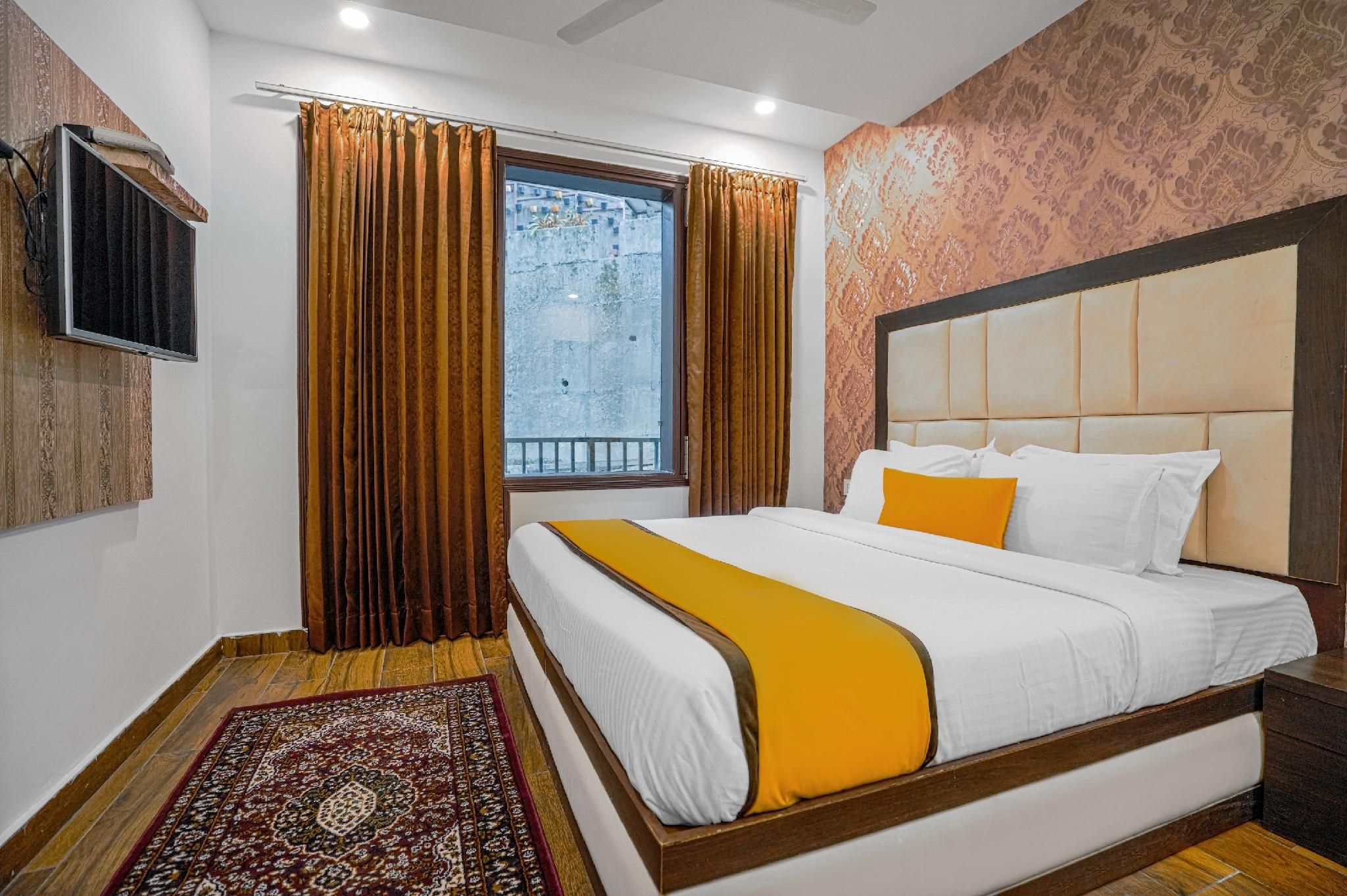 Pax Sunrise View Deluxe room double 2