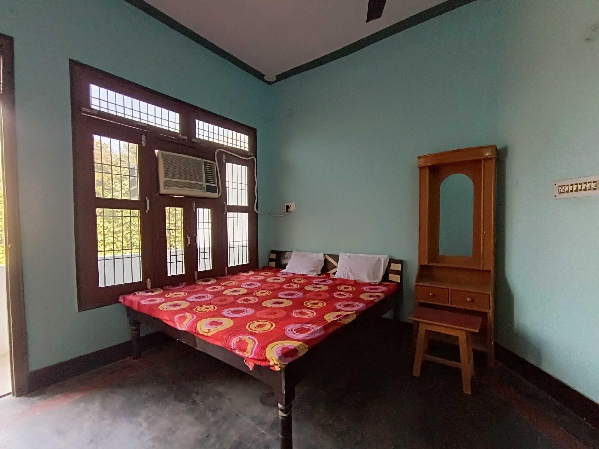 OYO Home Madhav Homestay Classic 3