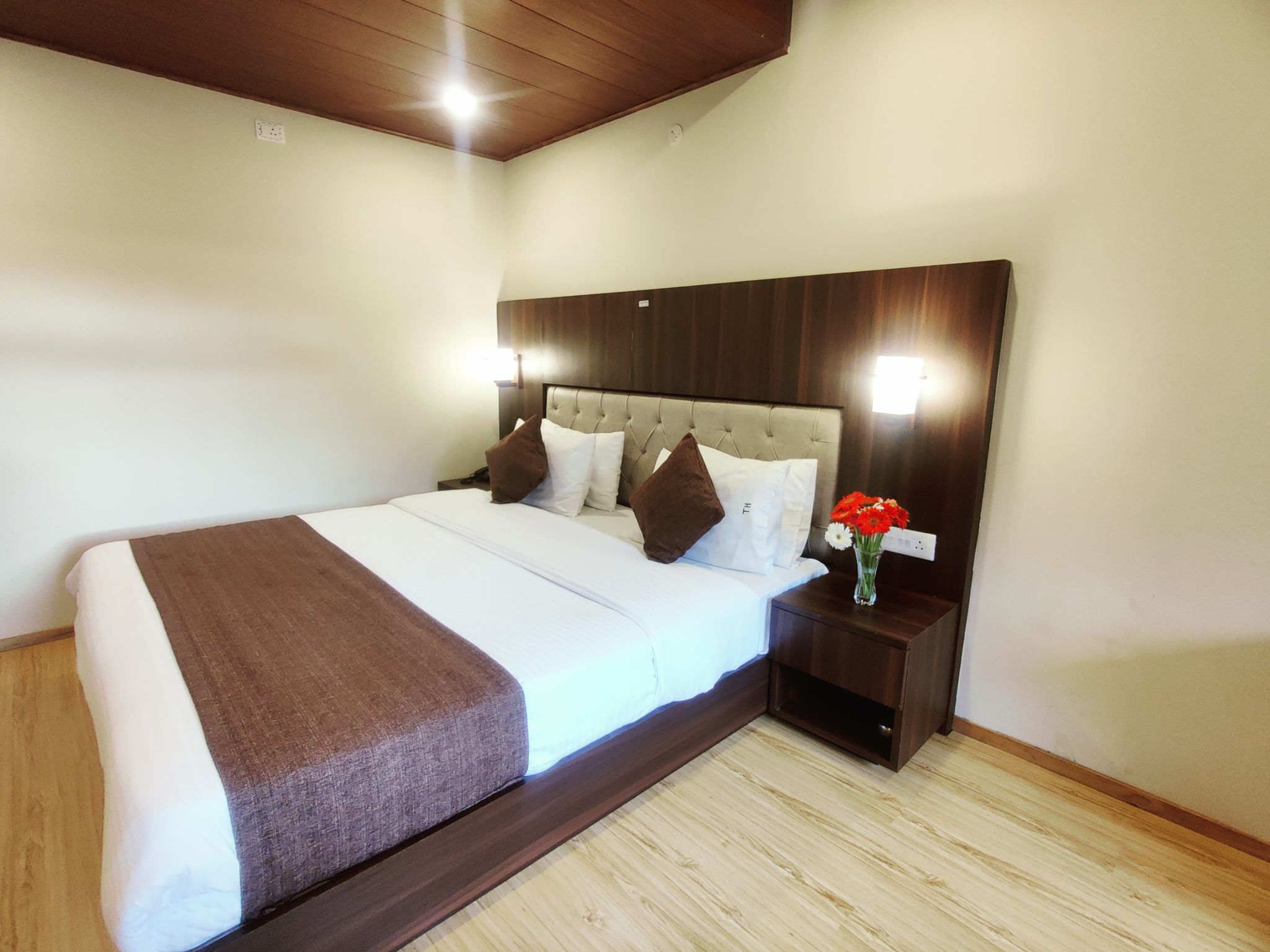  Keswani Group Tashi Heritage Hotel & Resort Premium Room
