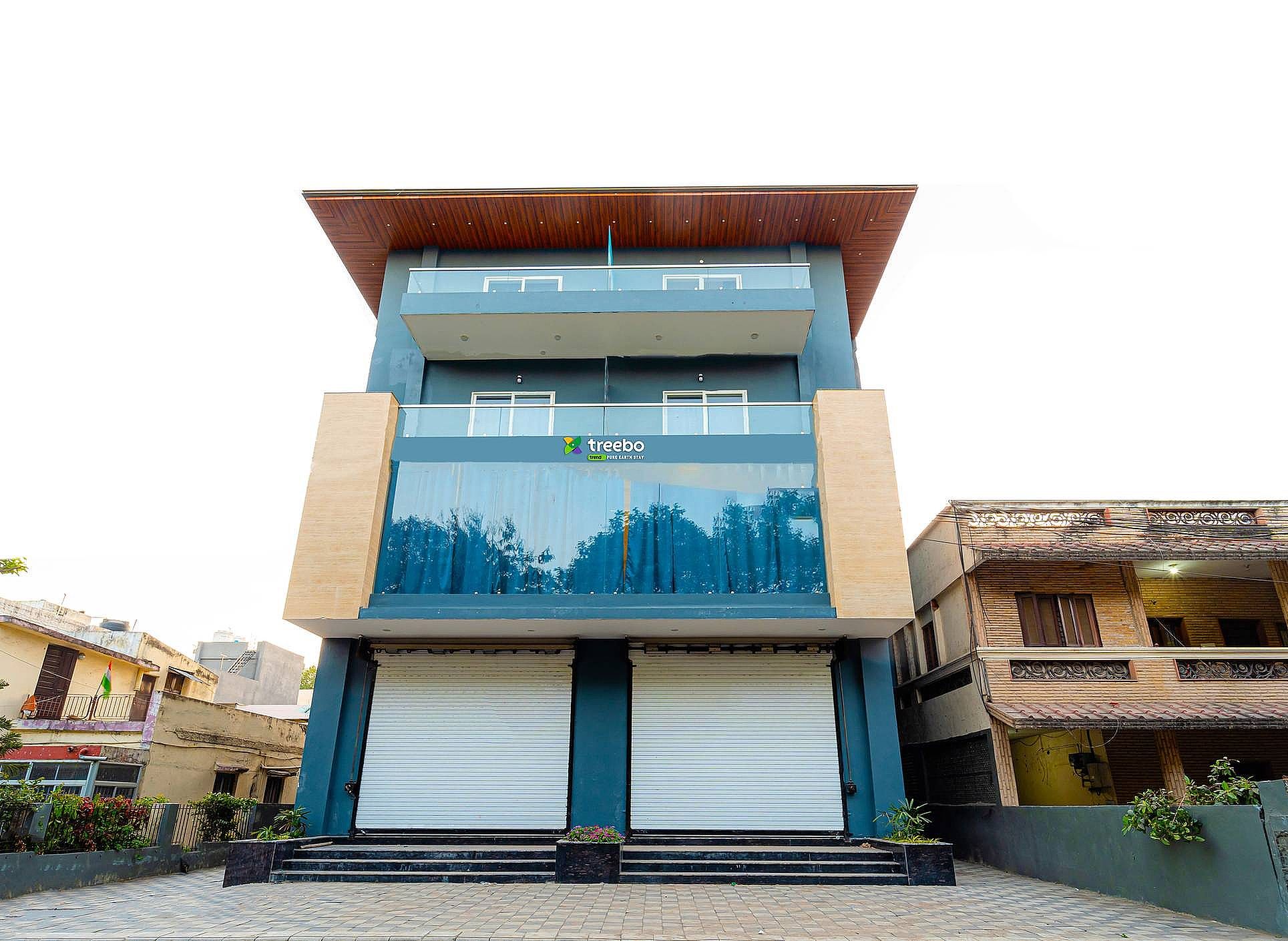 Hotel Exterior
