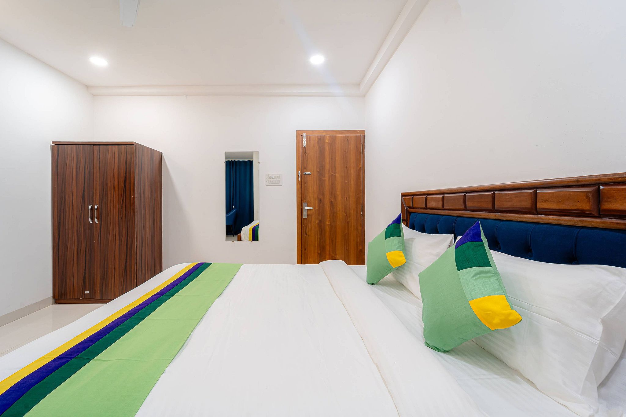 Treebo Pure Earth Stay, Vijay Nagar Standard Double Room 7
