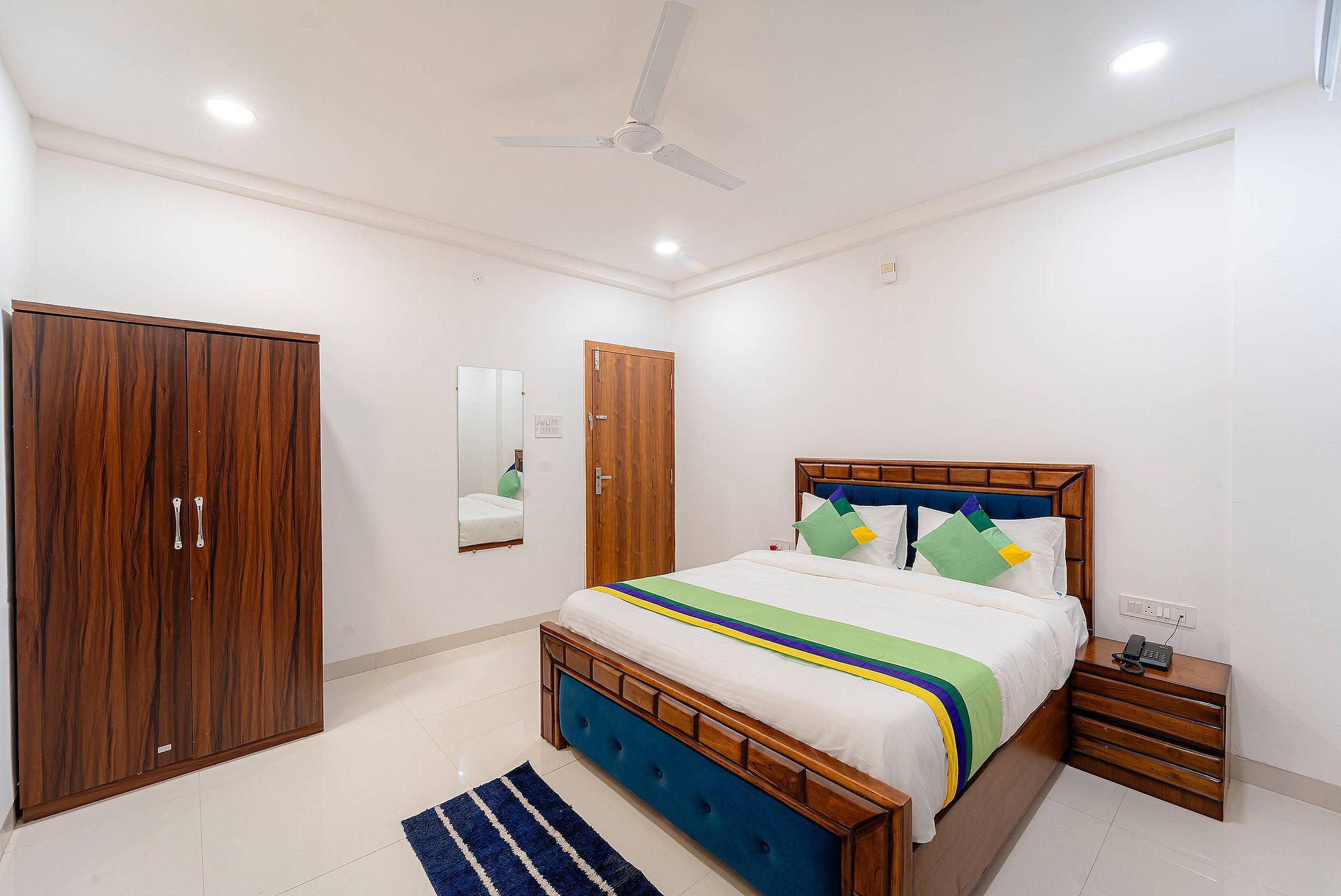 Treebo Pure Earth Stay, Vijay Nagar Standard Double Room