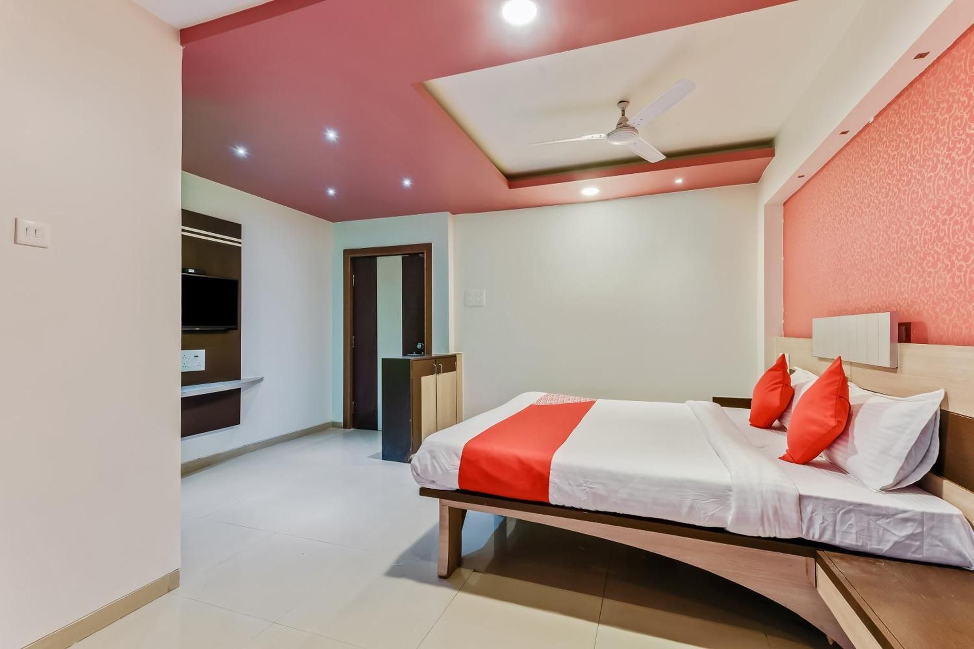 Family triple room