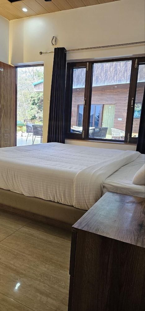 Casa de Mussoorie Premium Room 2