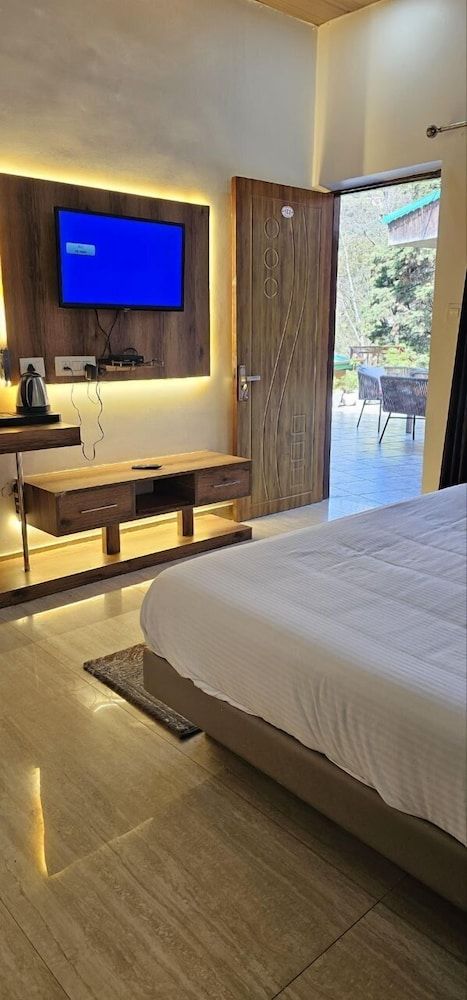Casa de Mussoorie Premium Room 9