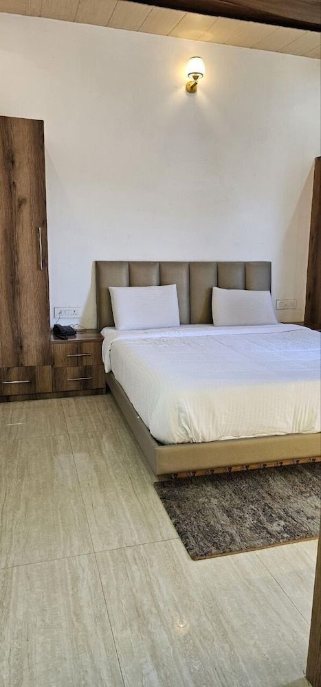 Casa de Mussoorie Premium Room