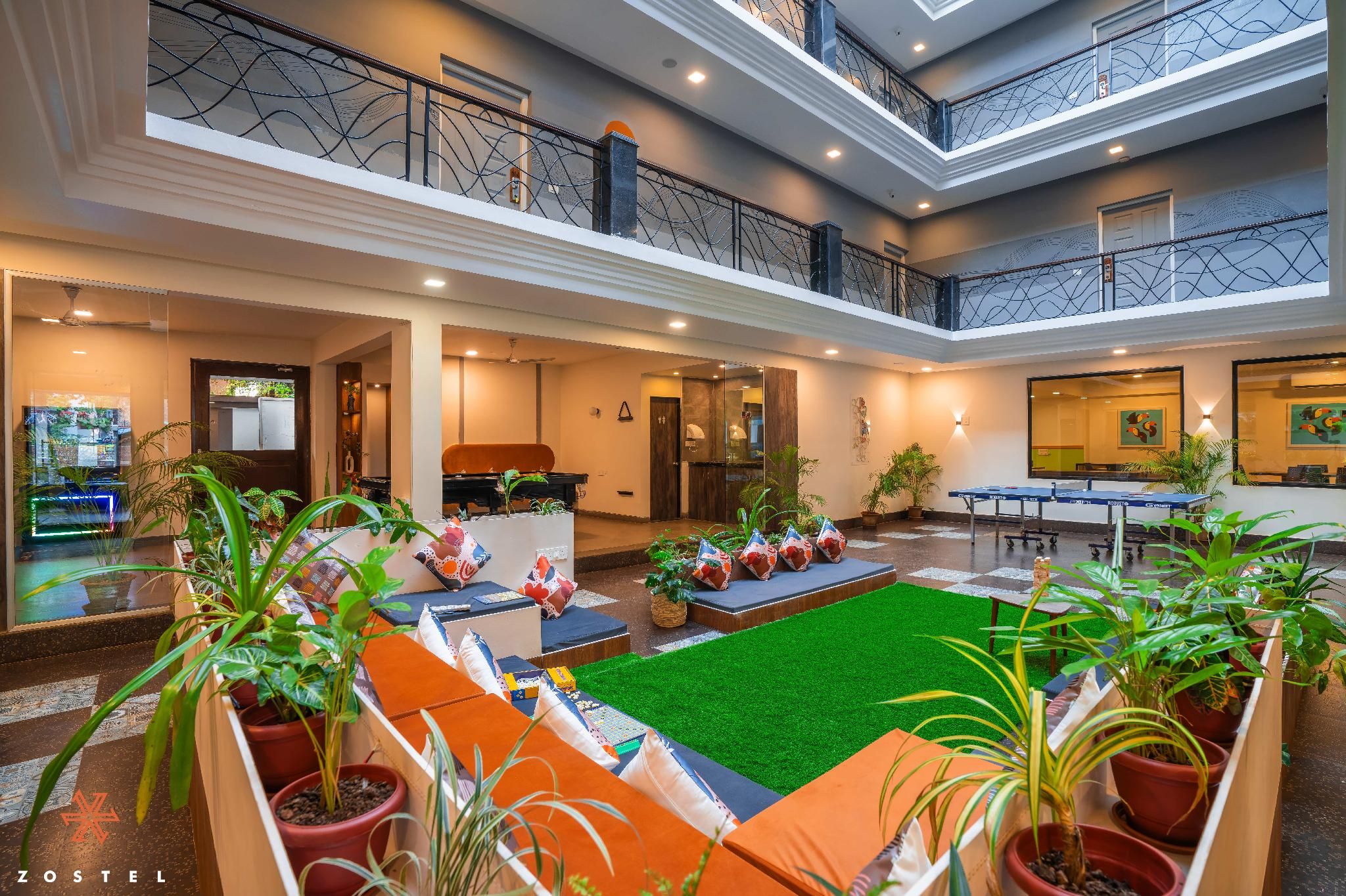 shared lounge/tv area