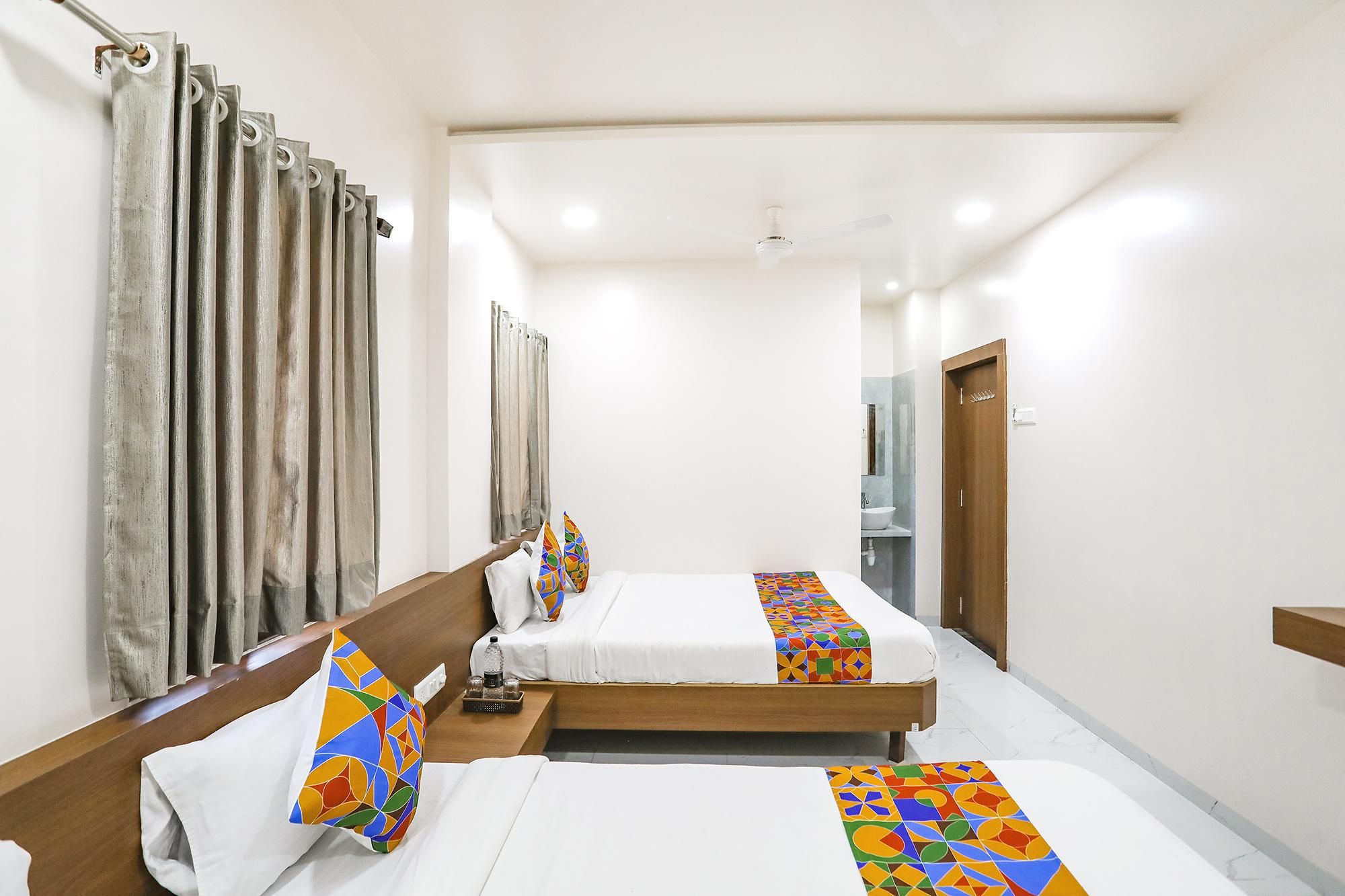 HOTEL D GRAND Family Room 3