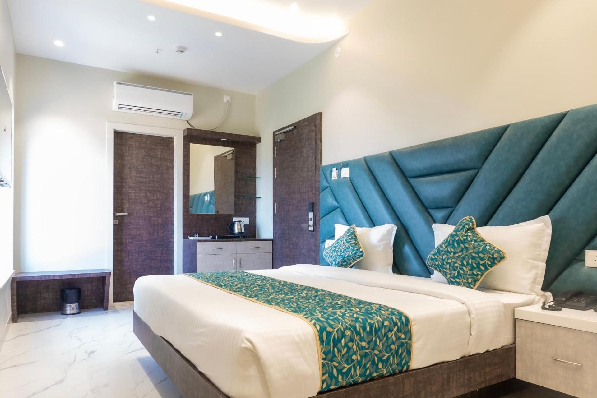 The Kamoda Resort, Ambikapur Deluxe Room 2