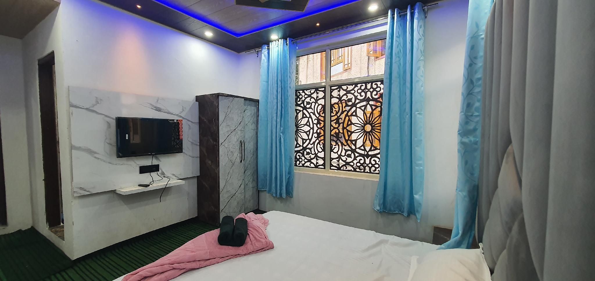 Hotel Resonance Exotic Double - 2 People 2