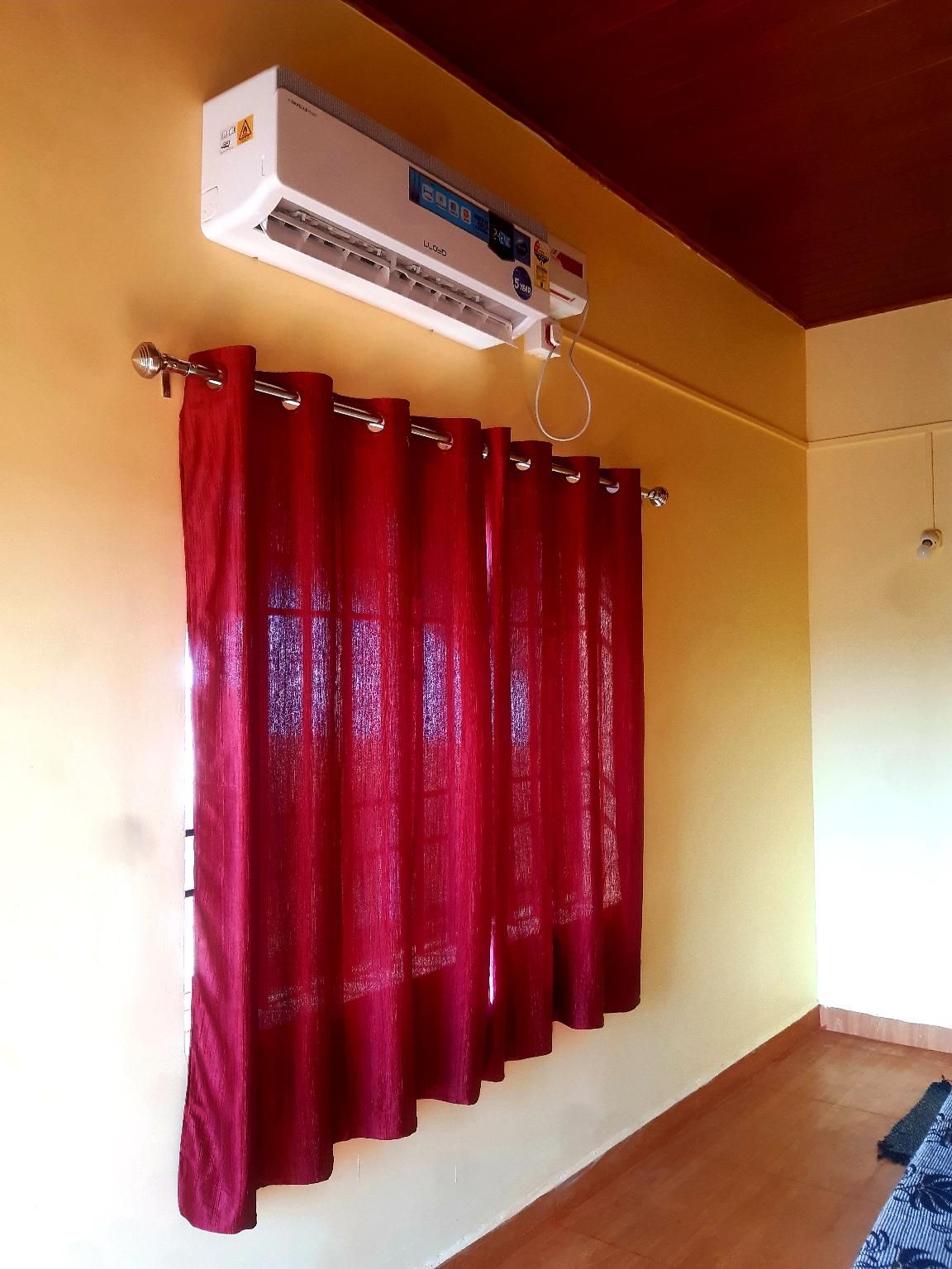 Quadruple Family Room with Air Conditioning