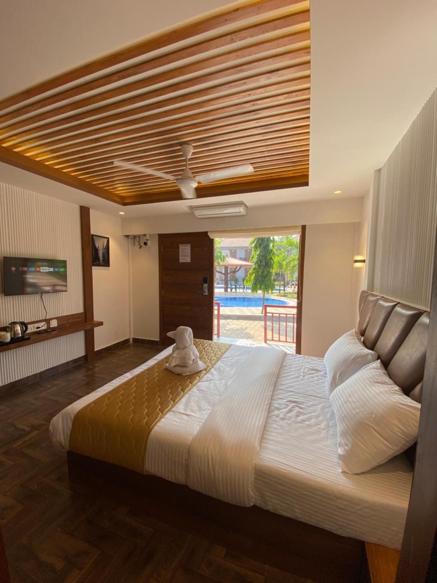 DAN Resorts & Weddings Deluxe Room