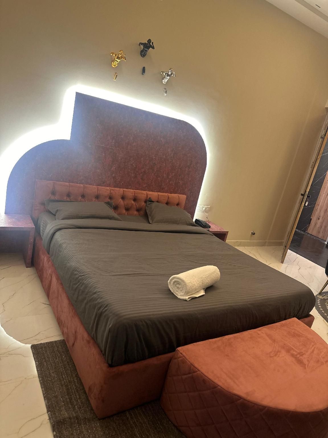 Saluja Residency Sirsa Deluxe Suite 2