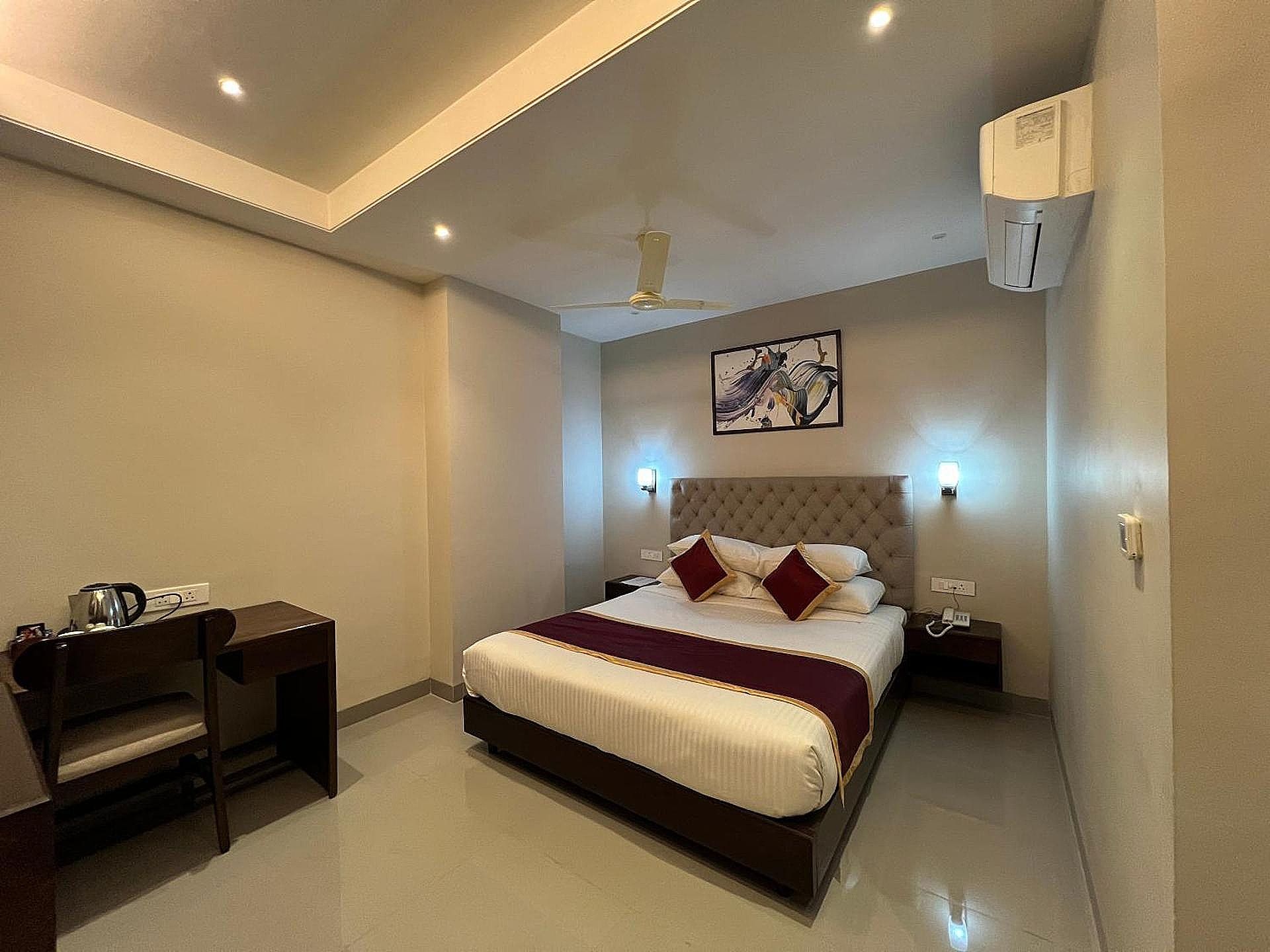The Land Sand Hotel Vaishali Nagar Deluxe Room
