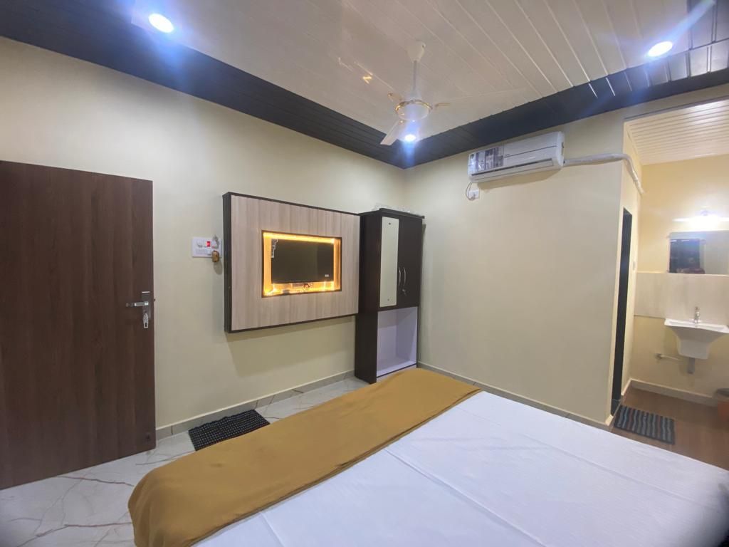 Sea Shell Beach Resort Deluxe Room