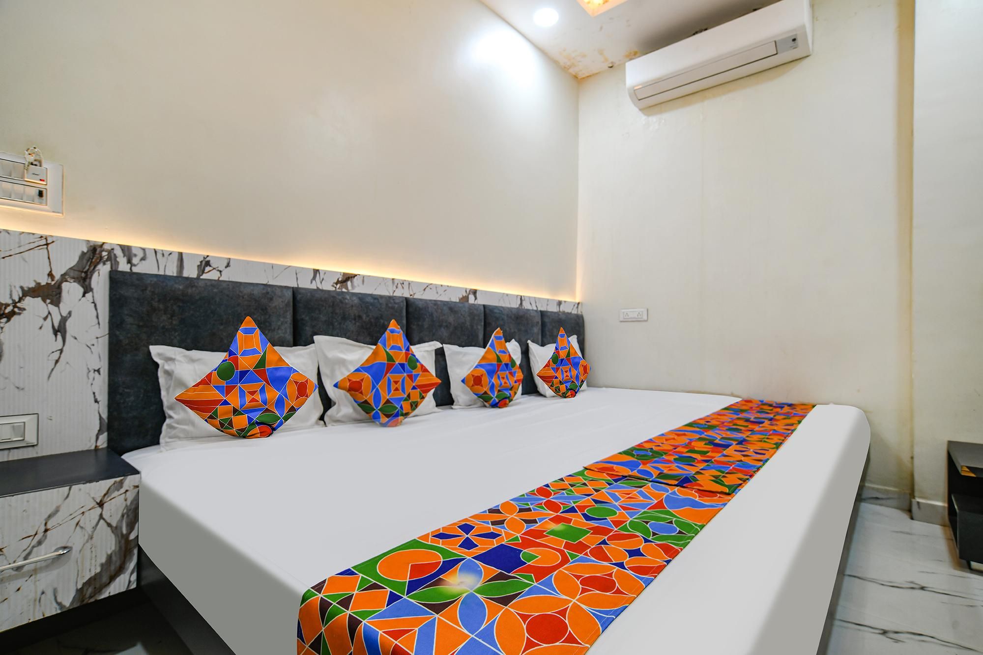 FabHotel Orbit Homestay Family Room