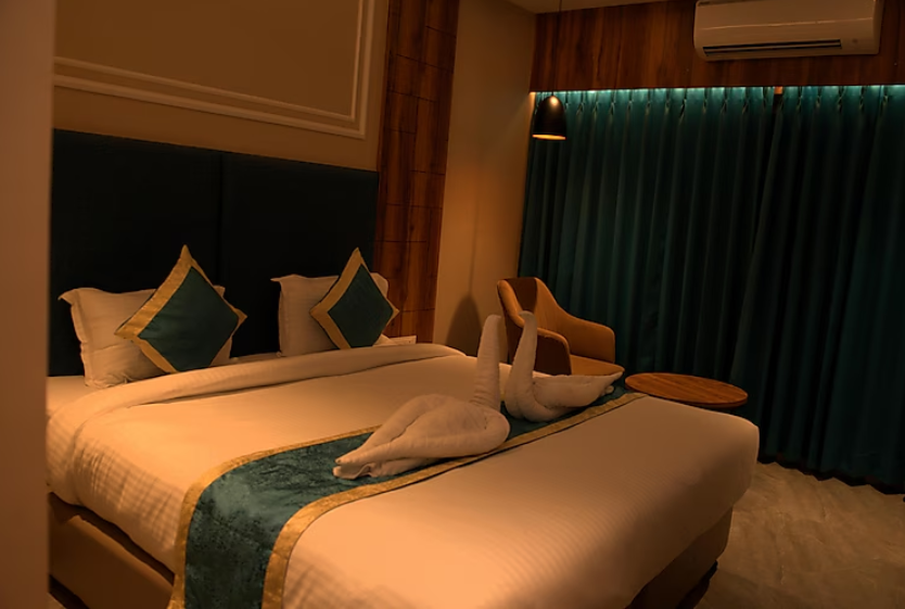 Hotel Tanisha Cozy Deluxe Room