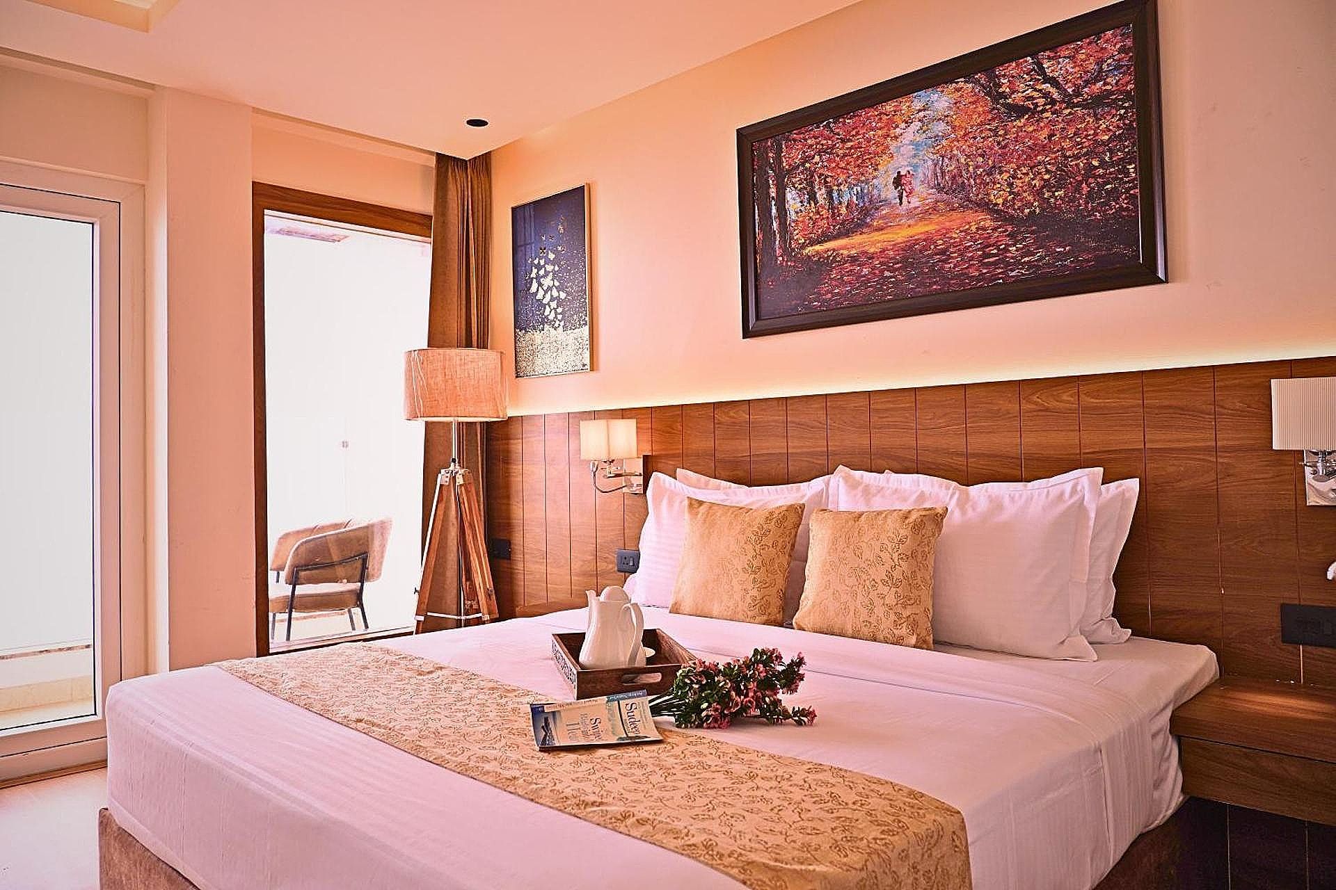 The Novello By Hotel Evergreen Deluxe Room 3
