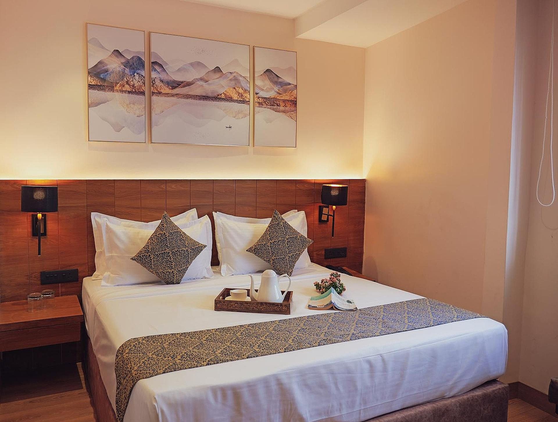 The Novello By Hotel Evergreen Deluxe Room 2