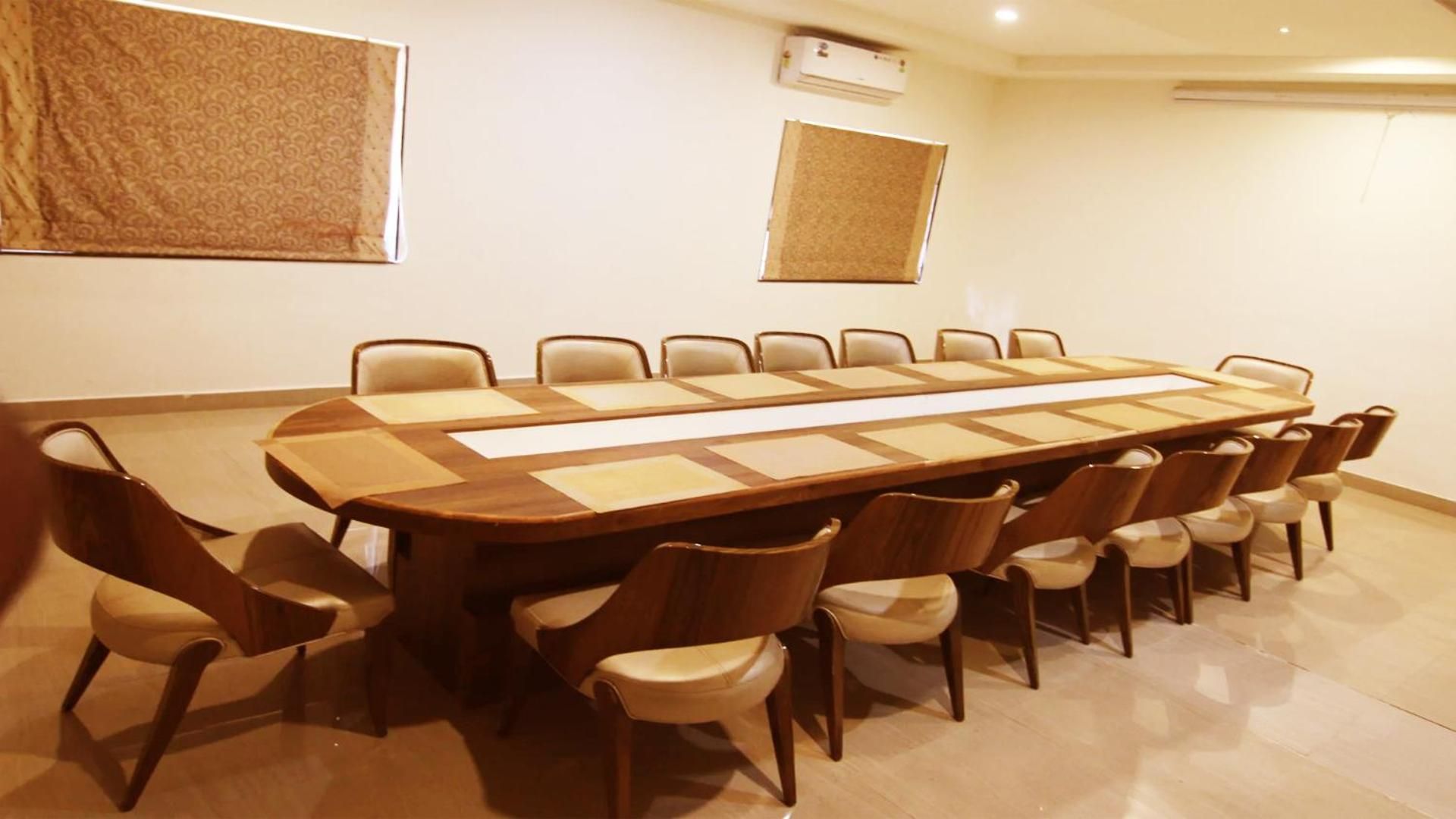 meeting room / ballrooms