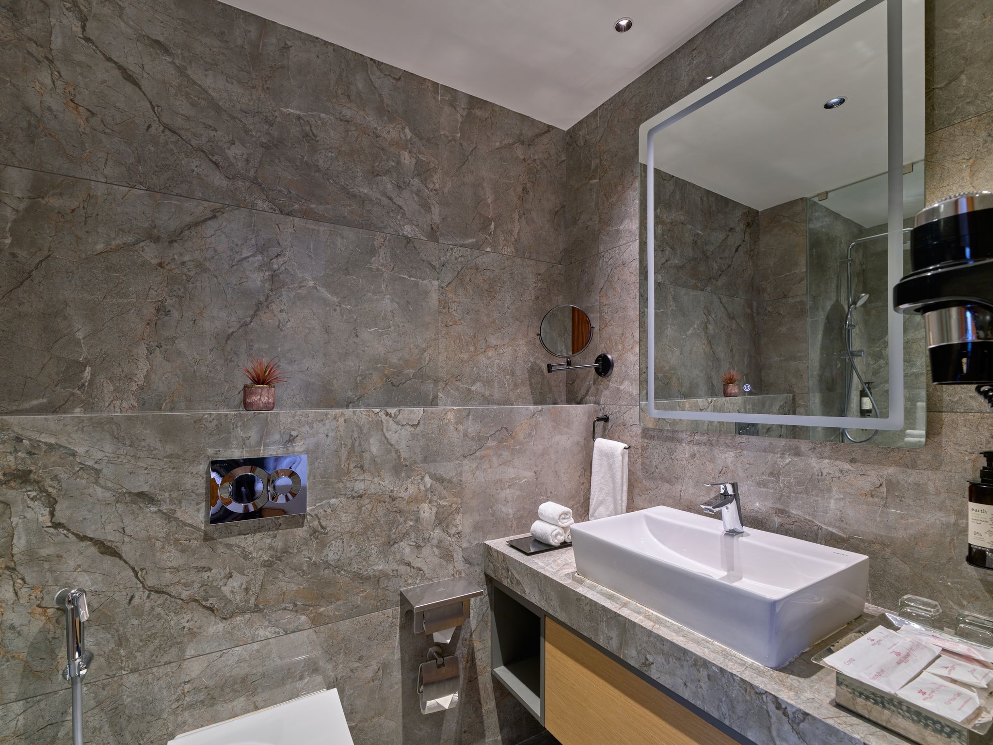 Regenta – The World Surat. One Bedroom Suite Twin 7