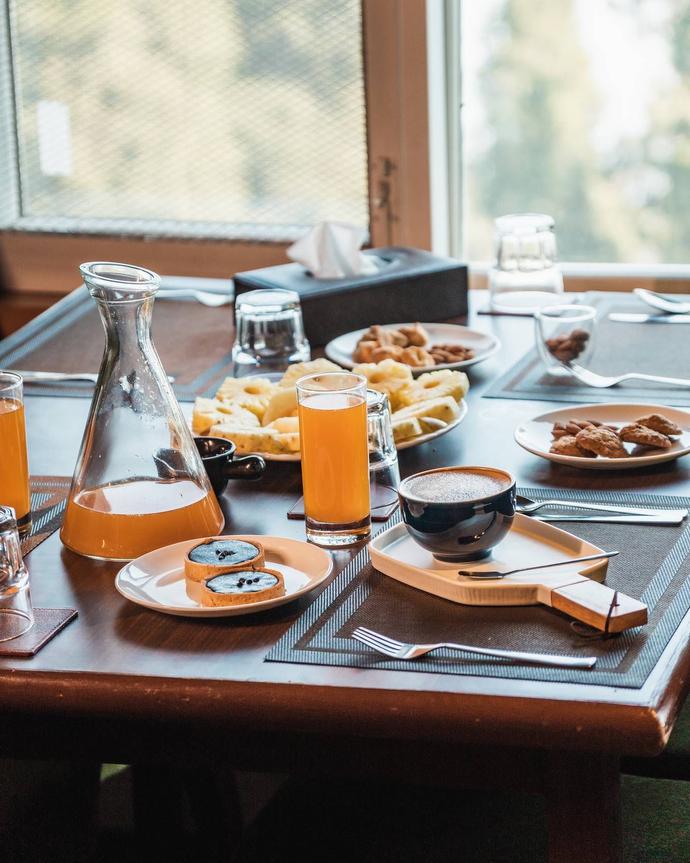 Food & Dining