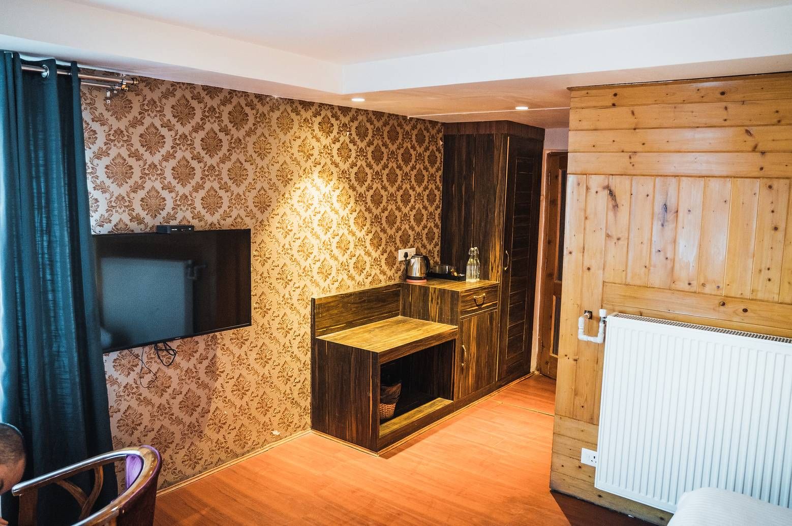 Hotel Lupin Gulmarg Deluxe Room 8