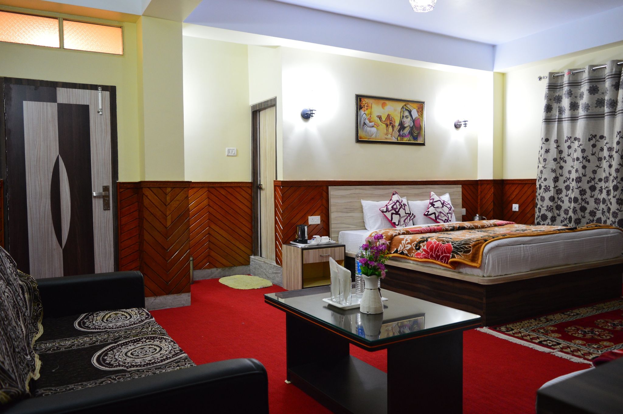 Golden Sunrise & Spa Deluxe Room 12