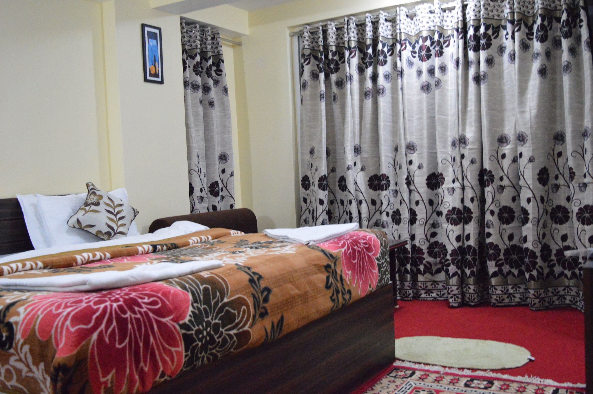 Golden Sunrise & Spa Deluxe Room 13