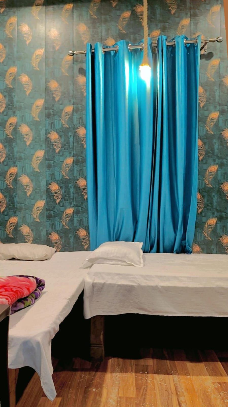  Double Room-5 Double Beds(AC)