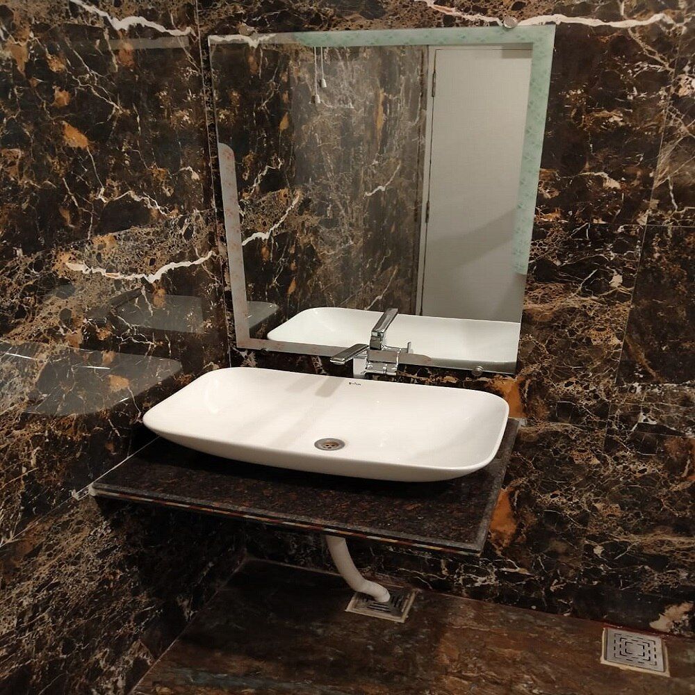 Hotel Five Star Inn Deluxe Room 6