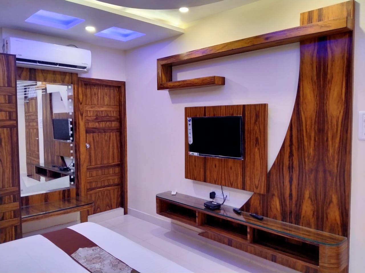 Hotel Five Star Inn Deluxe Room 7