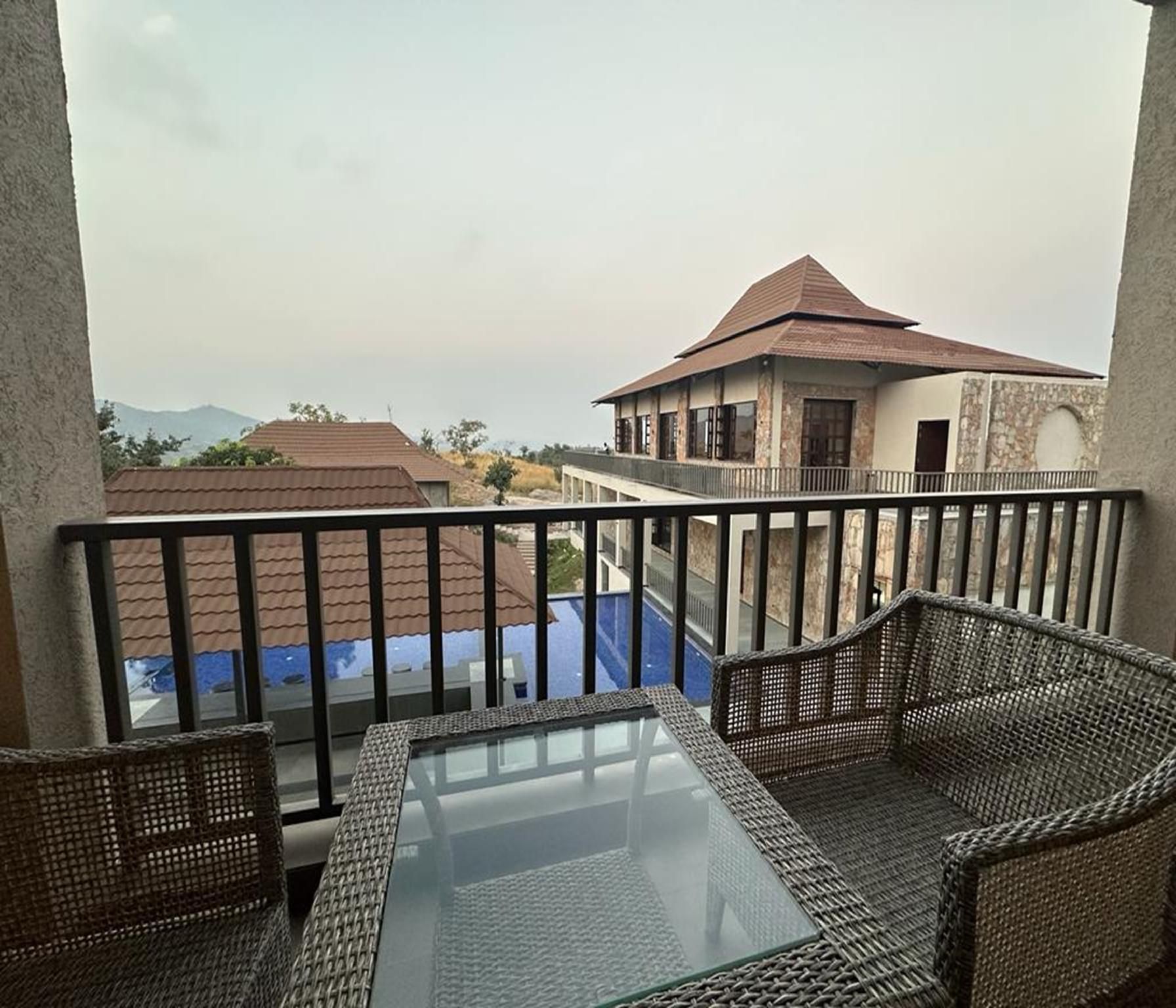 Pool View Room - King Bed