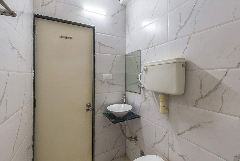 Hotel Sky, Dwarka Deluxe Double Room 5