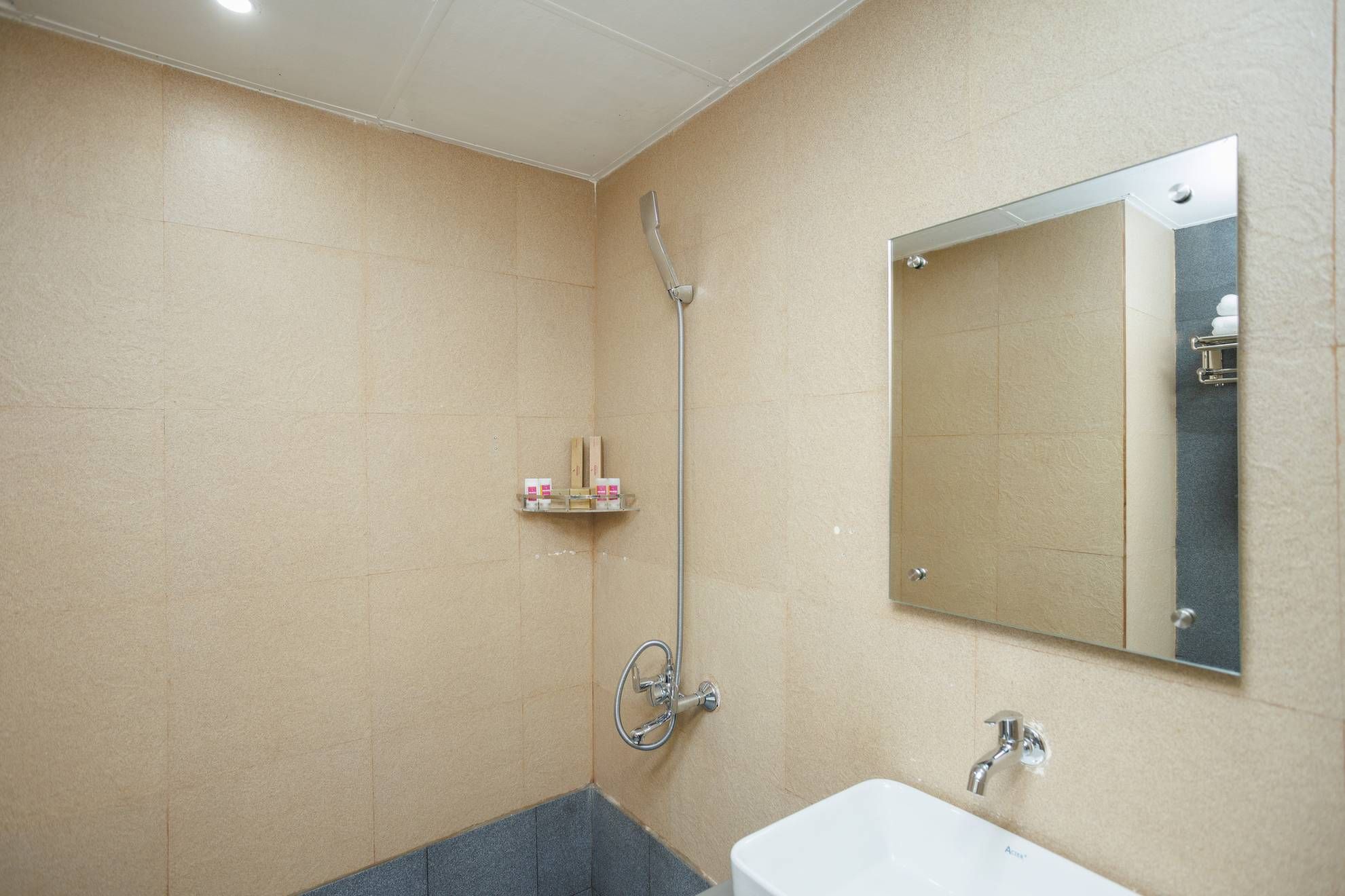 Nexstay Kassaba Inn Deluxe Queen Room 4