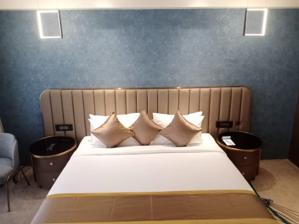 Wonder Country Club and Resort, Kharagpur Premium Colony King bed room