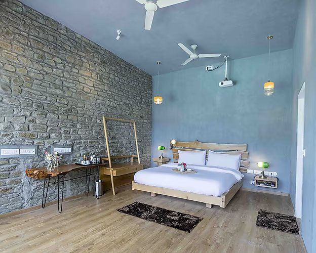 Seclude Ramgarh, Cliff's Edge Varsha