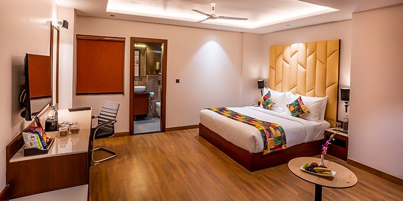 Regenta Place Raaj Agra Deluxe Double Room 4