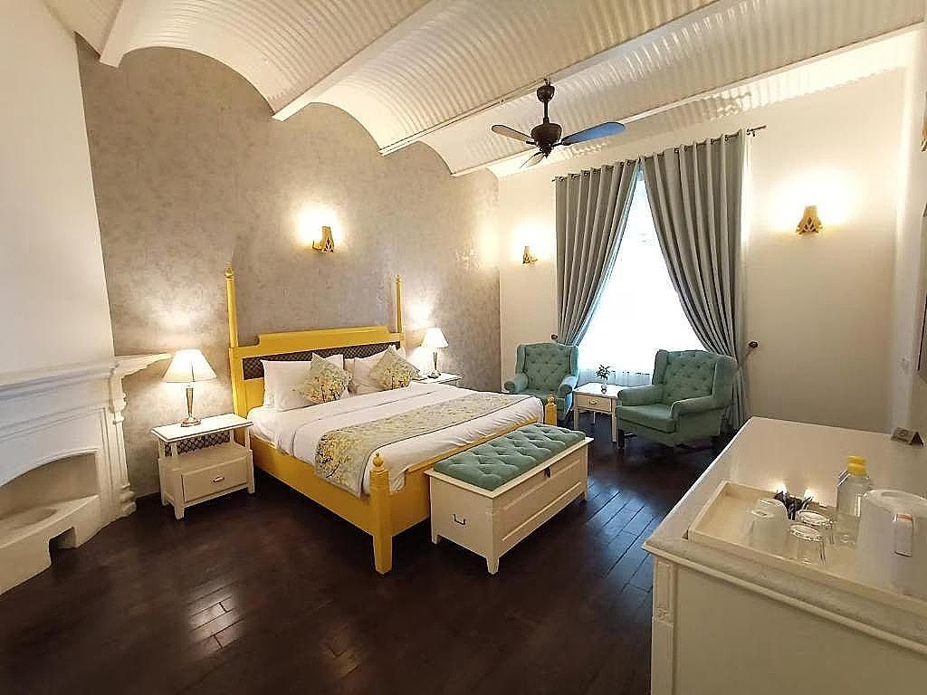Doon View Room