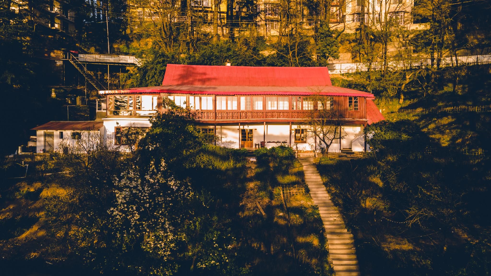 Seclude Shimla, Taraview
