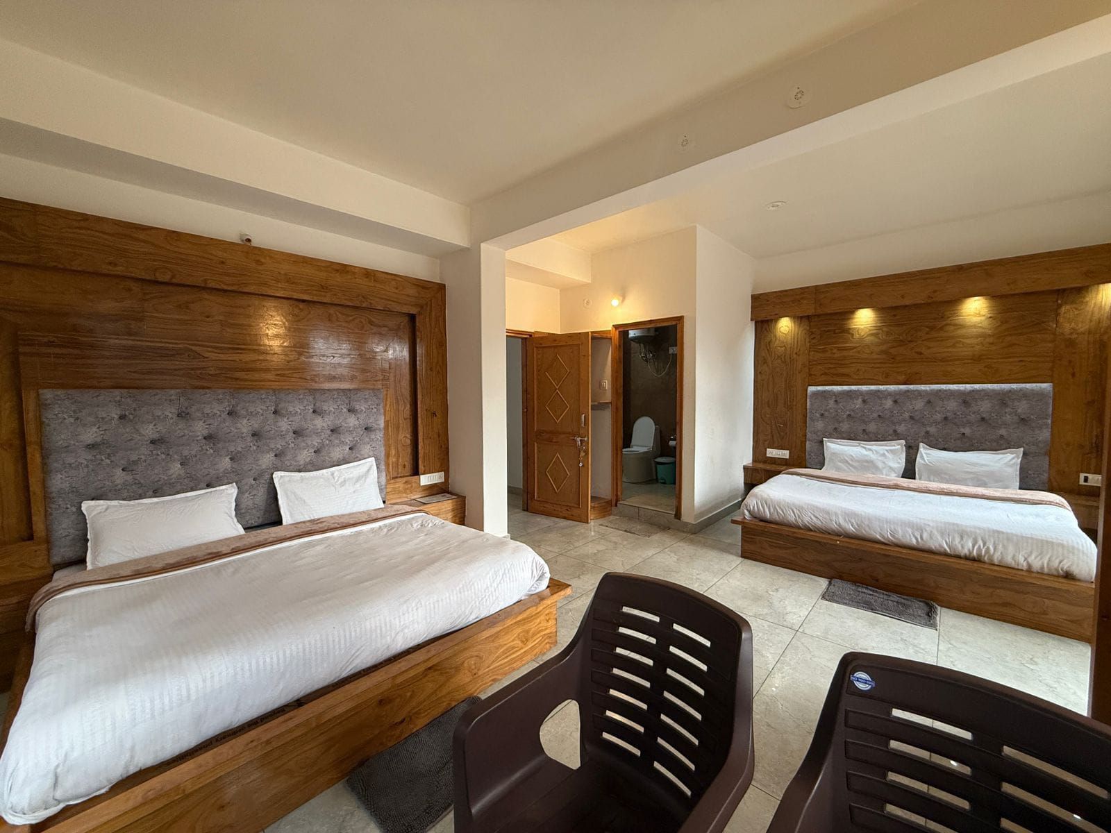 Super Deluxe Mountain View Room